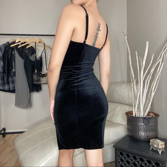 Velvet Bodycon Dress - Picture 4 of 4